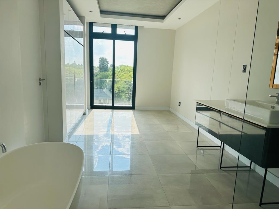 To Let 2 Bedroom Property for Rent in Sea Point Western Cape